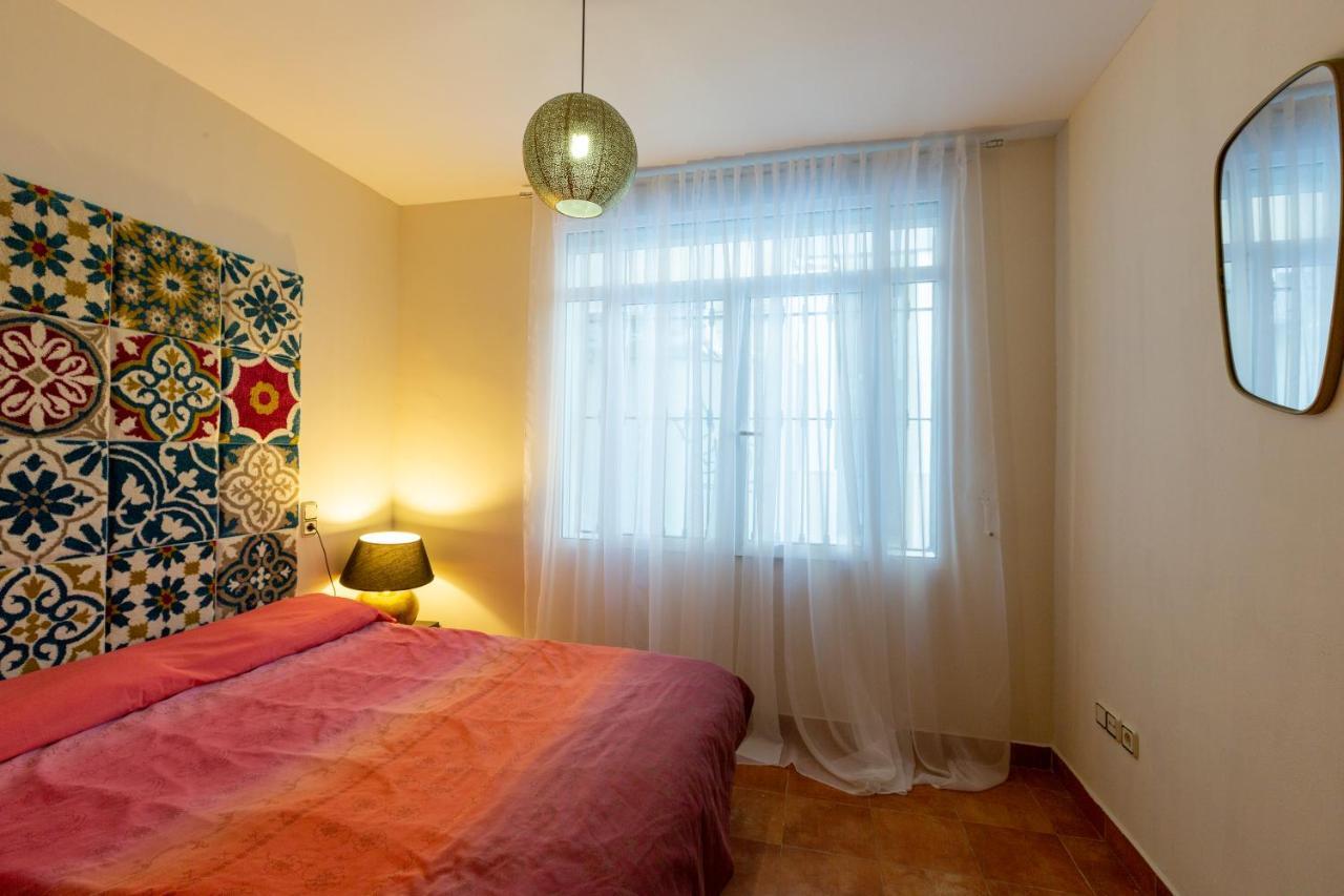 Cozy Apartment Near The Center, Torres De Serrano Валенсия Екстериор снимка