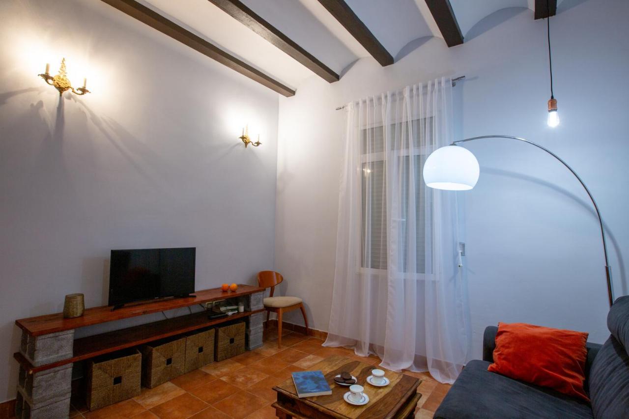 Cozy Apartment Near The Center, Torres De Serrano Валенсия Екстериор снимка