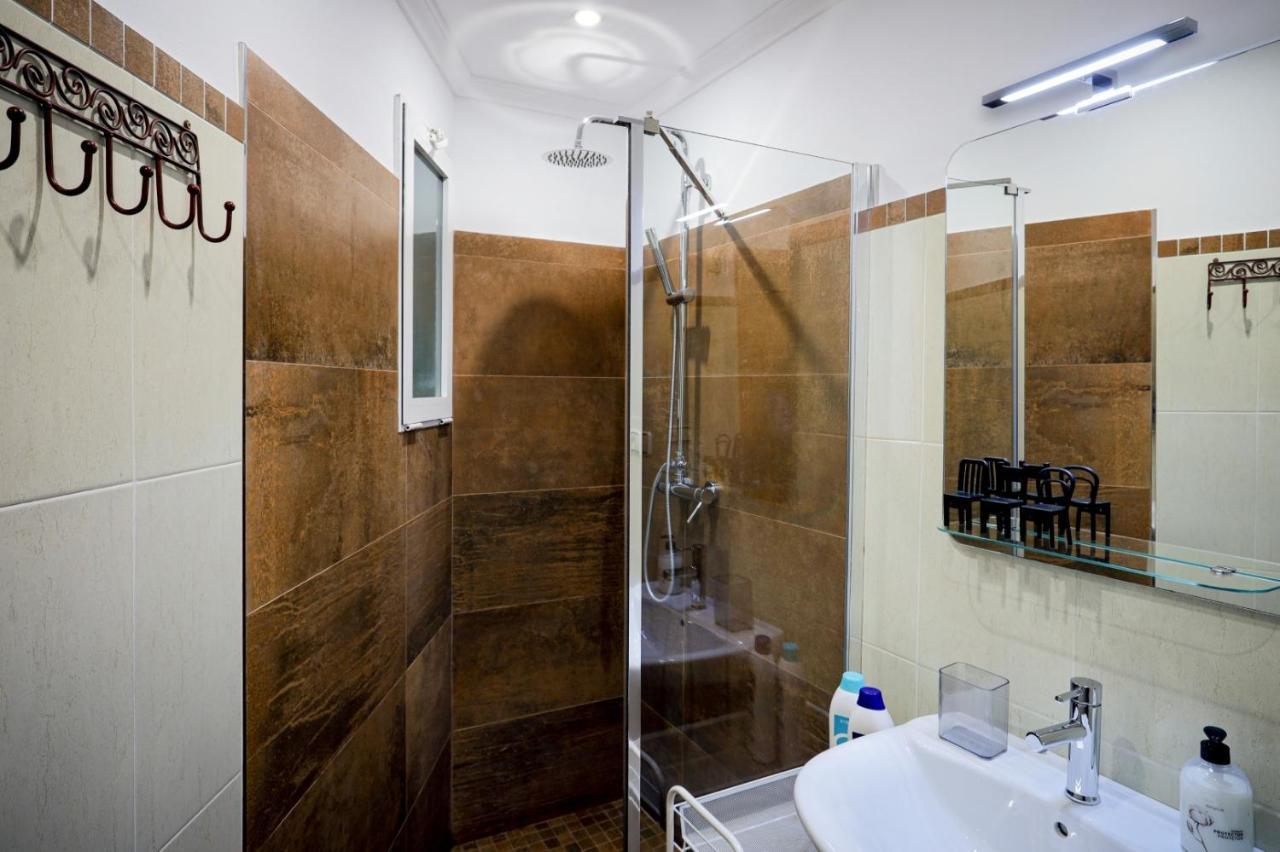 Cozy Apartment Near The Center, Torres De Serrano Валенсия Екстериор снимка