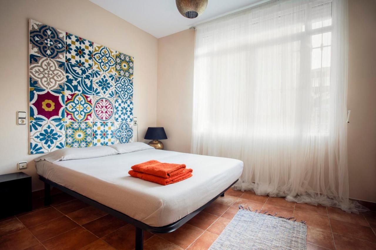 Cozy Apartment Near The Center, Torres De Serrano Валенсия Екстериор снимка